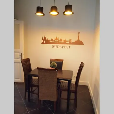 The Mondain Apartmán