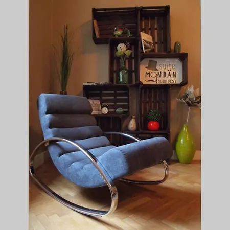 The Mondain Budapešť