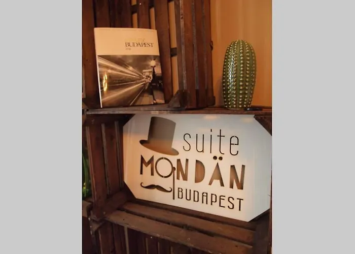 The Mondain