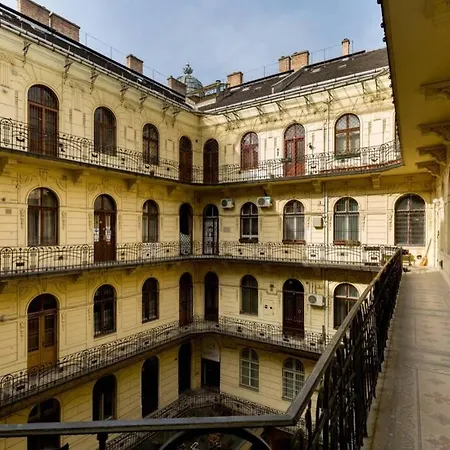 Apartamento The Mondain Budapeste